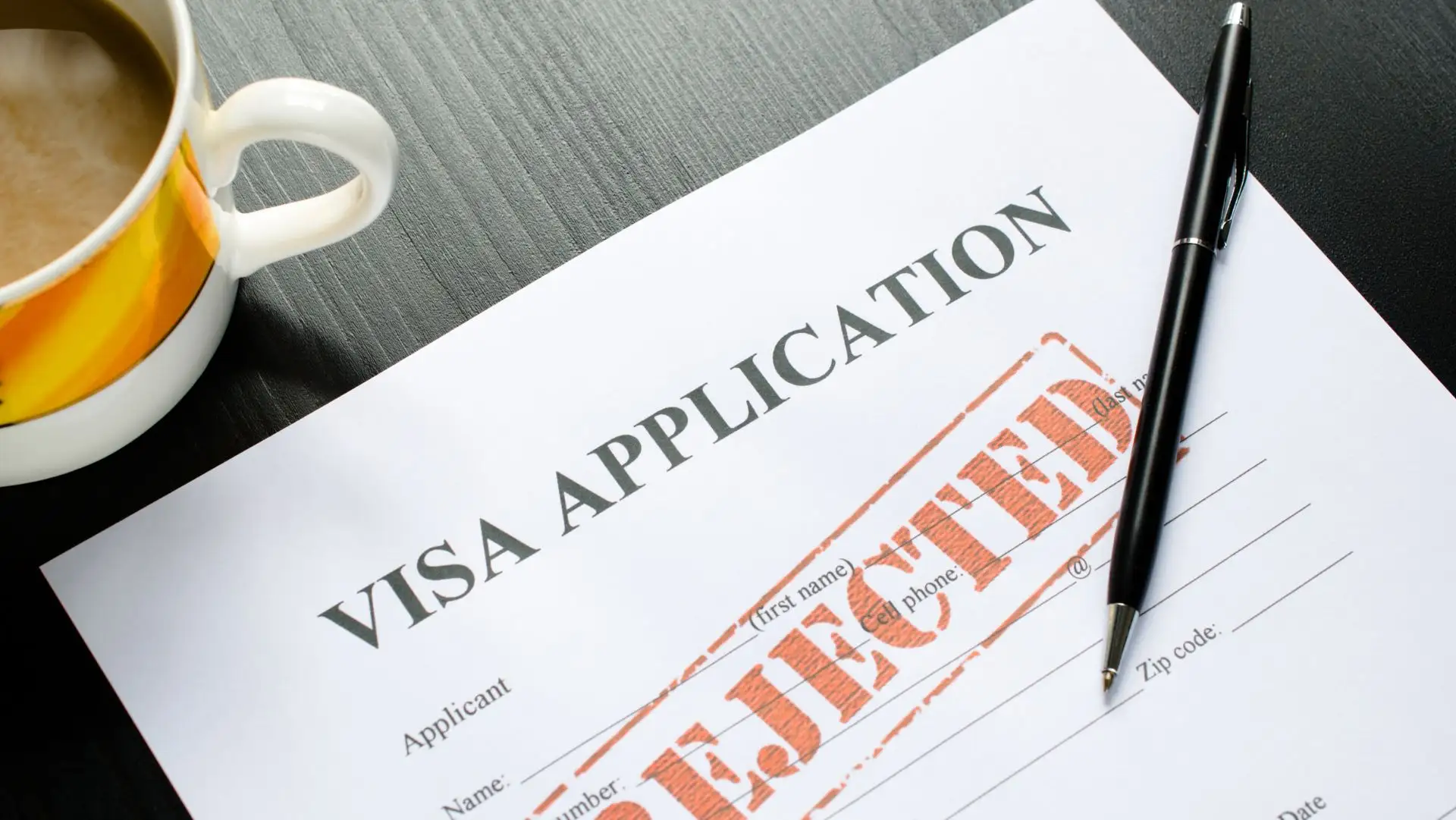 Việc không có việc làm ổn định sẽ khiến bạn dễ từ chối xin visa