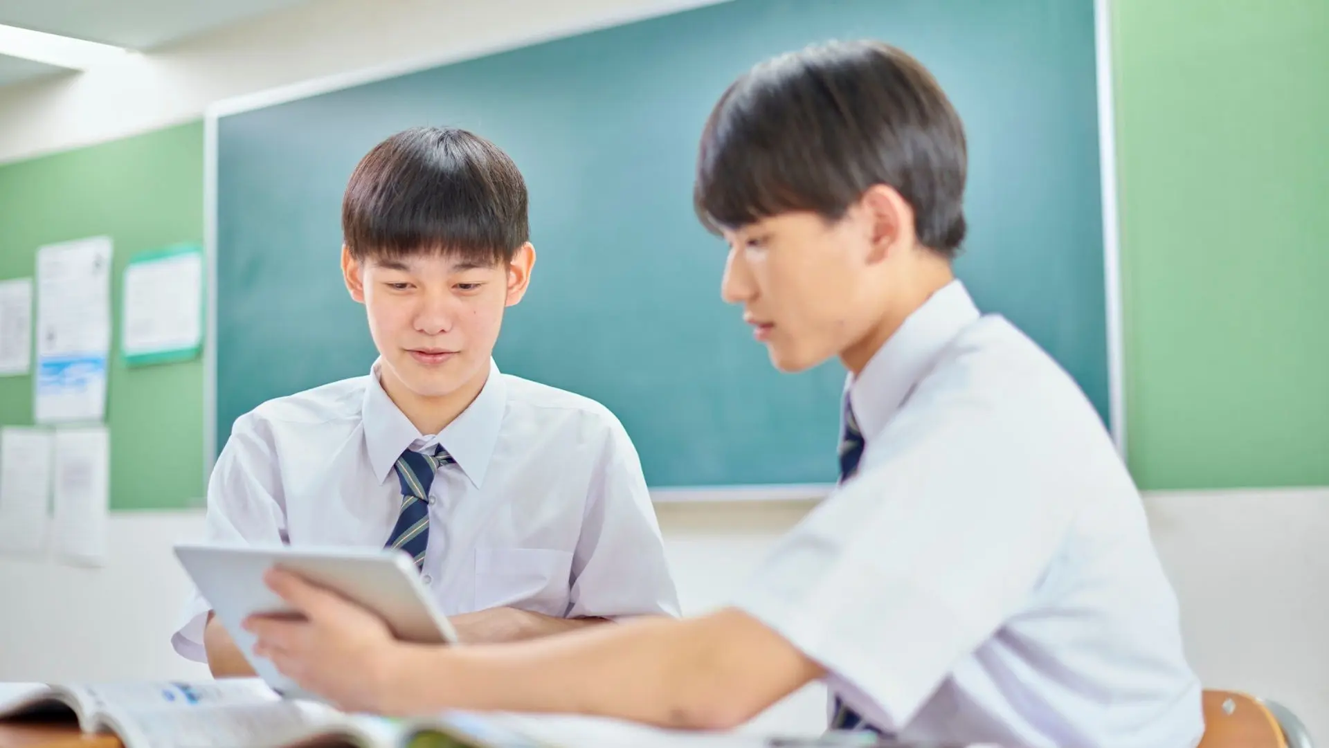 Thủ tục APS áp dụng cho các học sinh hoàn thành 12 năm THPT